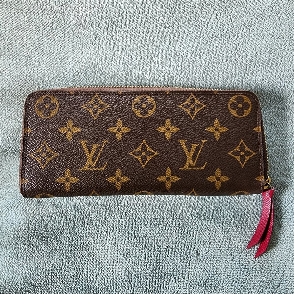 AUTHENTIC Louis Vuitton Clemence Wallet - LV Item #M60742